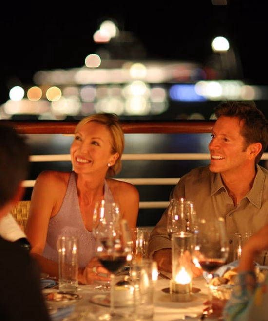 DELUXE NIGHT CRUISE WITH FIREWORKS